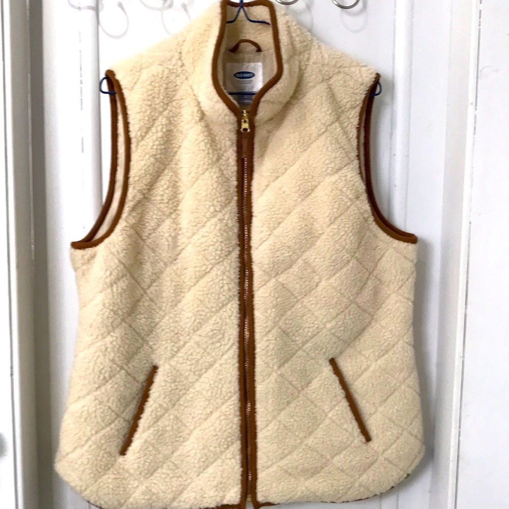 Old Navy vest Sz L